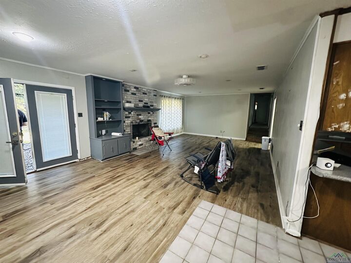 Property Photo: 1829 Azalea TX 75644