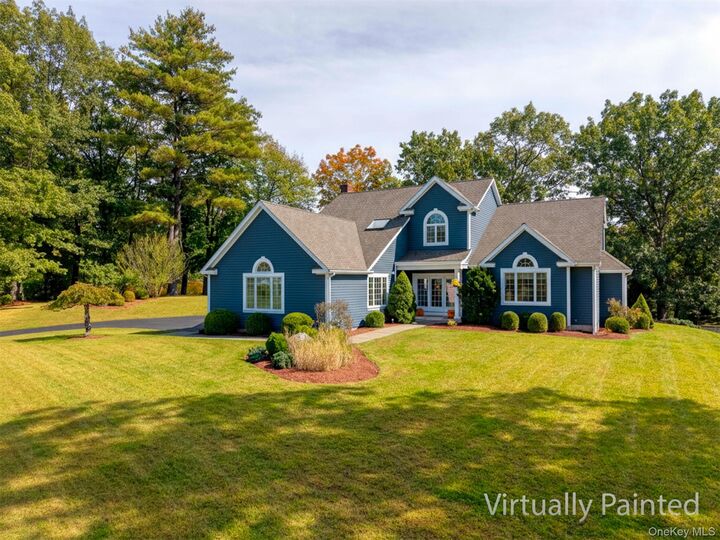 Property Photo:  25 Alison Court  NY 12401 