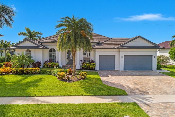 609 Crescent Street  Marco Island FL 34145 photo