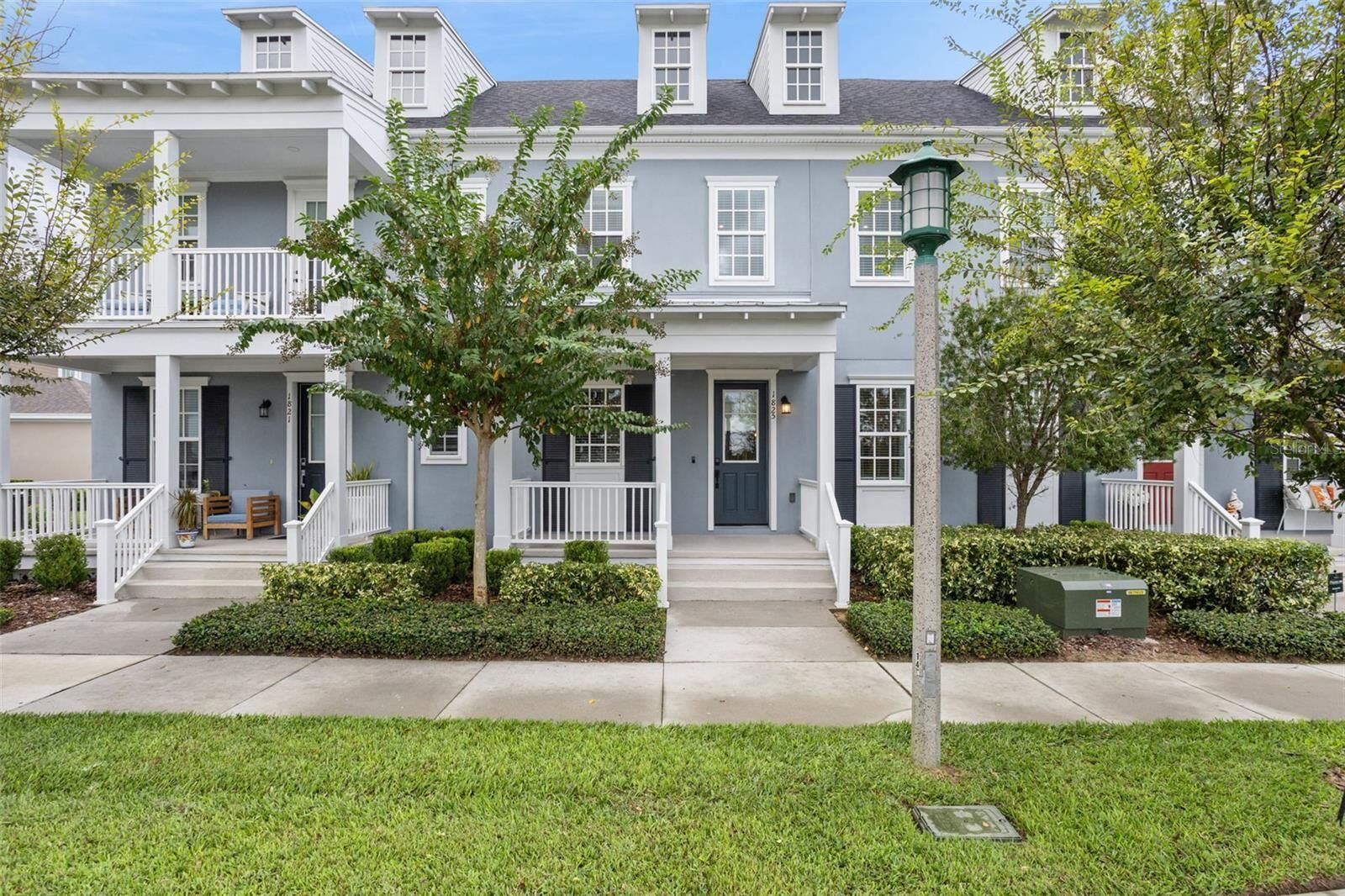 Property Photo:  1825 Coastal Court  FL 34747 