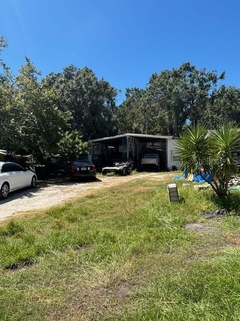 Property Photo: 601 8th Court SE FL 33570