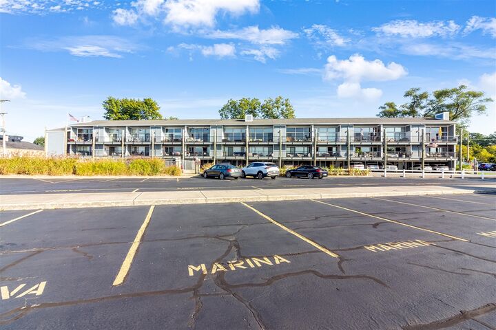 Property Photo:  64 Griffith Street Street 17  MI 49453 