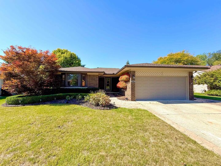 40779 Cascade Drive  Sterling Heights MI 48313-5316 photo