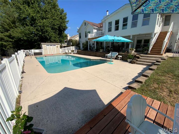 Property Photo:  2048 Willow Trail  MO 63303 