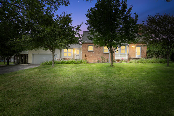 4100 W Edgerton Ave  Greenfield WI 53221 photo