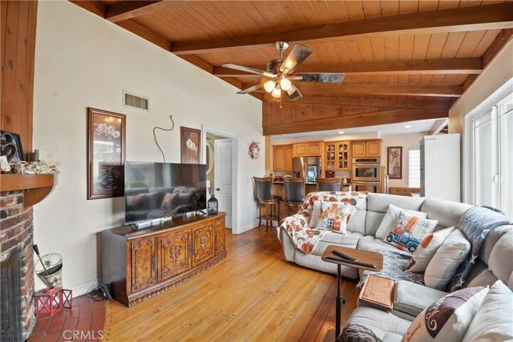 Property Photo:  627 W Front St  CA 91722 