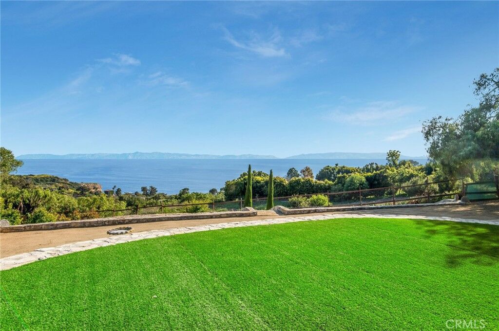Property Photo:  1 Thyme  CA 90275 
