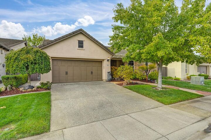 Property Photo:  16 Station Inn Place  CA 95835 