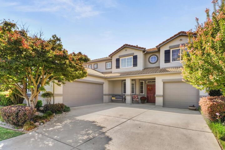 Property Photo:  2327 Marina Glen Way  CA 95833 