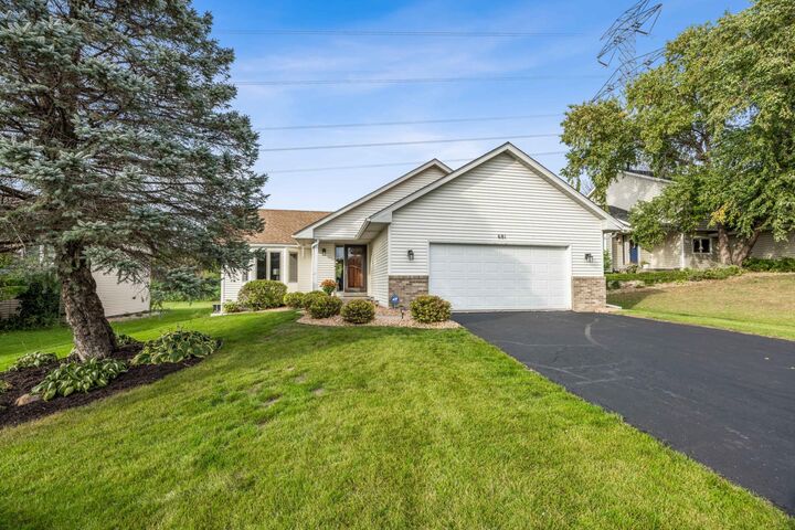 Property Photo:  681 Summer Lane  MN 55123 