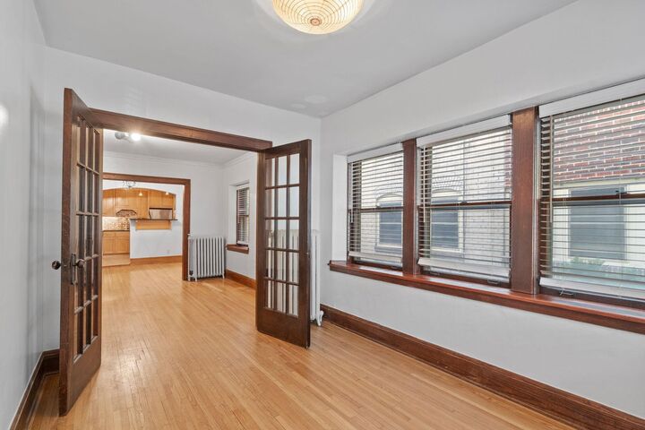 Property Photo: 3209 Girard Avenue S 2 MN 55408