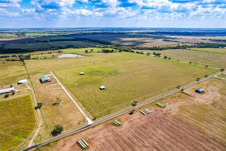 Property Photo: 501 Anderson Ranch Road TX 75167