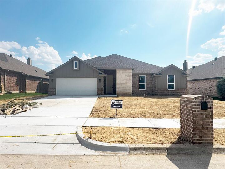 697 Fossil Wood Drive  Saginaw TX 76179 photo