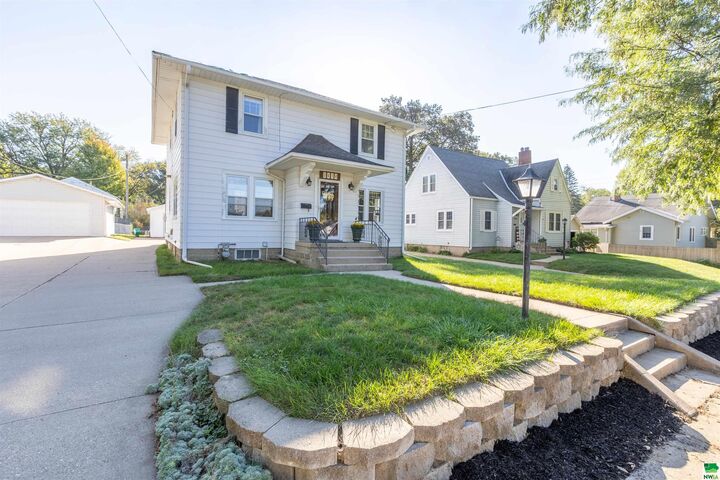 Property Photo: 3614 Pierce Street IA 51104