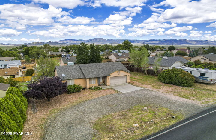 Property Photo:  5285 N Hondo Drive  AZ 86314 