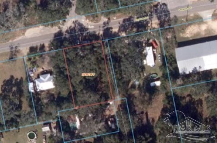 Property Photo: 7315 Hayward Ave FL 32526