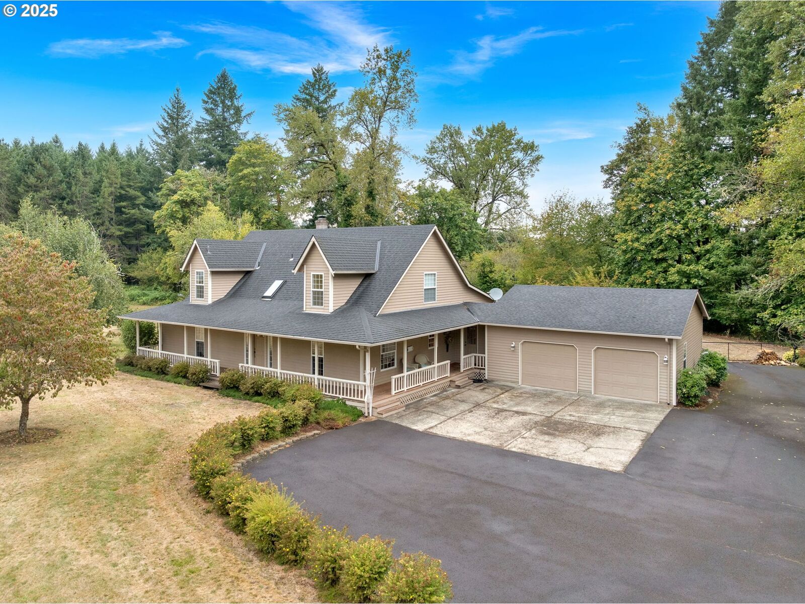 Property Photo:  11495 SE Lusted Rd  OR 97055 