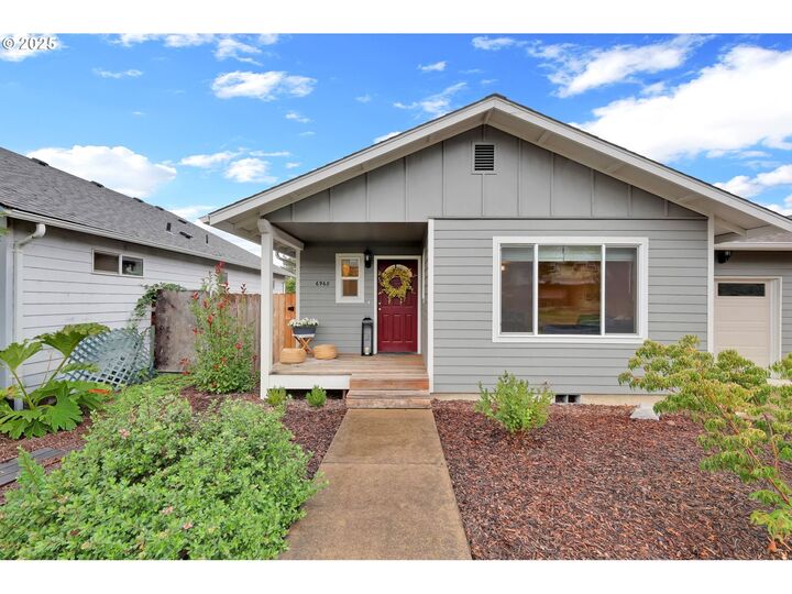 Property Photo:  6968 A St  OR 97478 