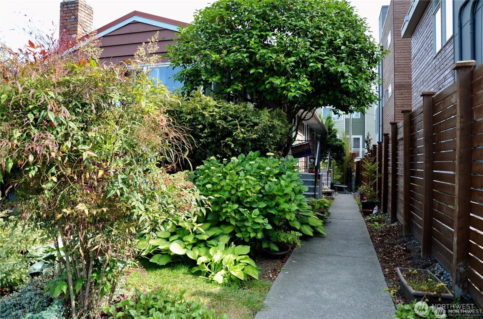 Property Photo:  1409 NW 65th Street 3  WA 98117 