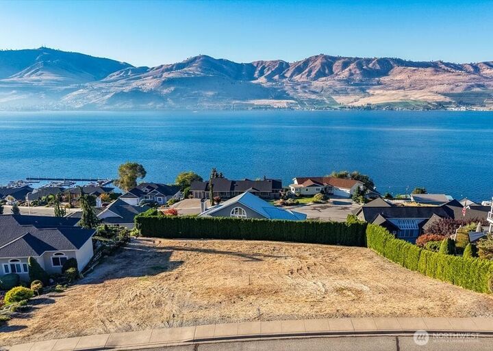 Property Photo:  109  Apple Avenue  WA 98816 