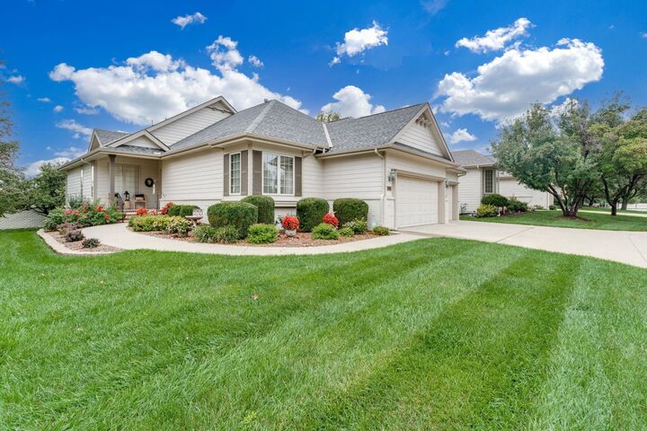 Property Photo:  13121 E Bridgefiled Pl  KS 67230-7901 