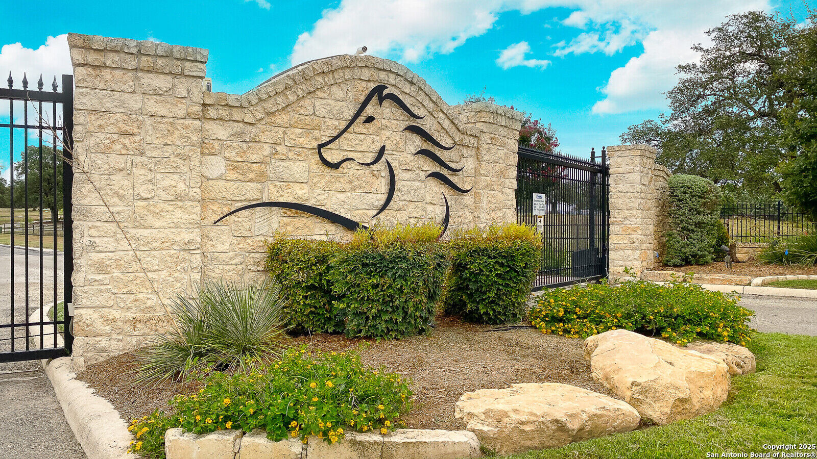 Property Photo:  2727 Palomino Springs  TX 78003 