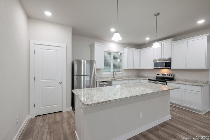 Property Photo:  21402-21406 21402/21406 James Charles  TX 78256 