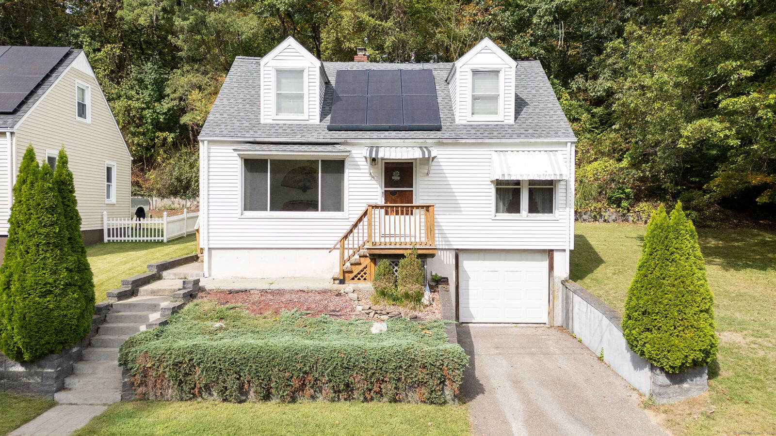Property Photo:  21 Brookdale Road  CT 06483 