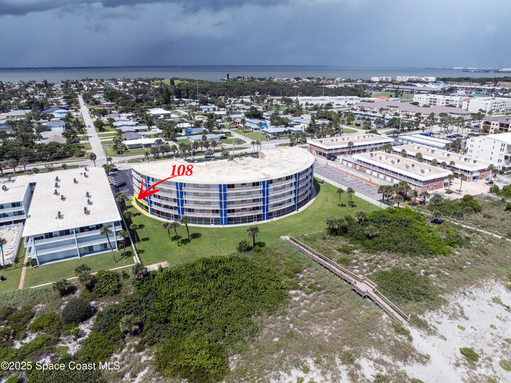 Property Photo:  4850 NE Ocean Beach Boulevard NE  FL 32931 