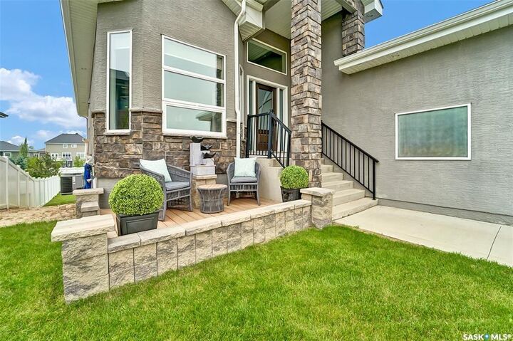 Property Photo:  737 Gowan Road  SK S0K 4S2 