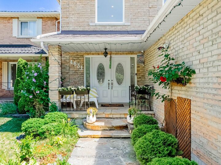 Property Photo:  4631 Dunedin Crescent  ON L5R 1M3 