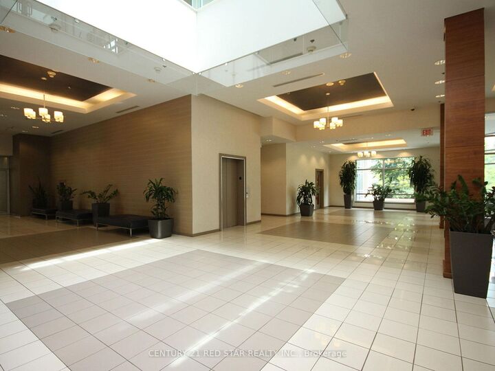Property Photo:  1 Elm Drive W 3001  ON L5B 4M1 