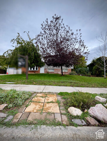 Property Photo: 1094 N Angel St W UT 84041