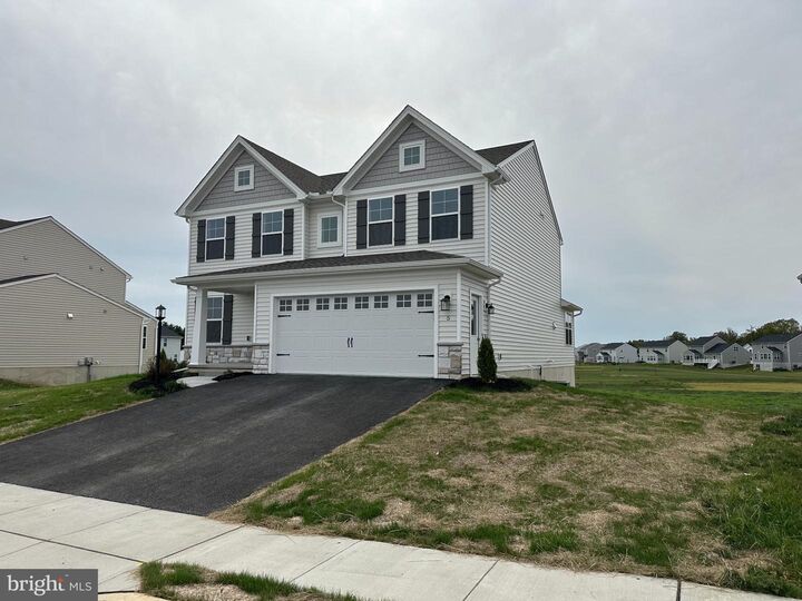 Property Photo:  5 Garner Lane  PA 17015 