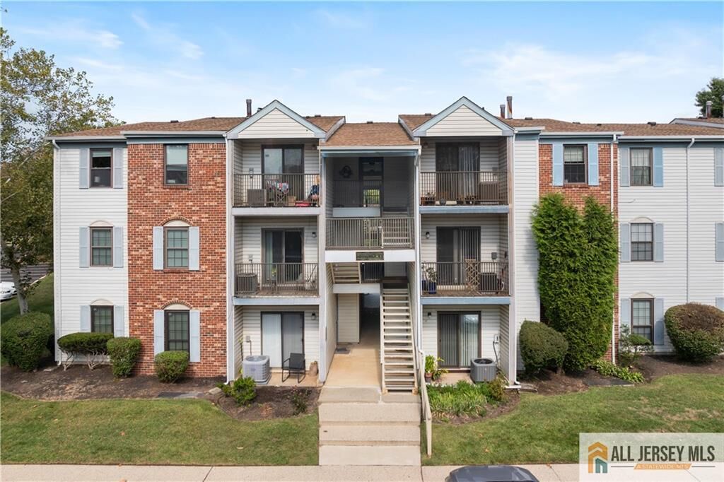 Property Photo:  336 Lancaster Court 2336  NJ 08854 