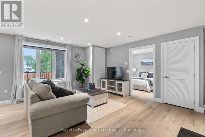 Property Photo:  187 Victoria Street West 406  ON N0G 2W0 