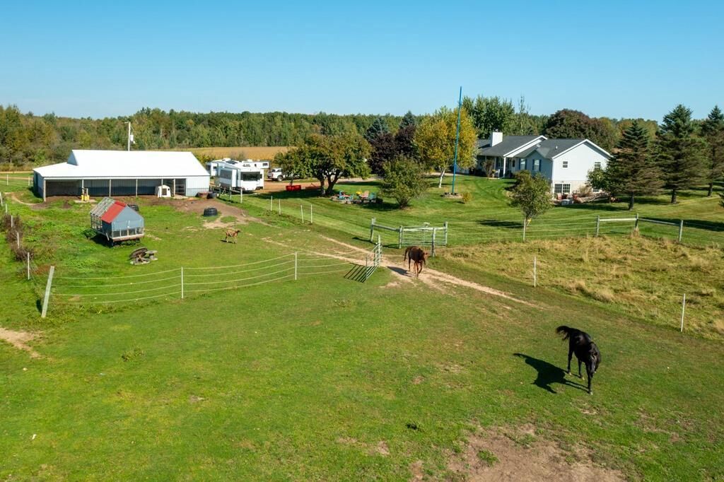 Property Photo: 218083 County Road S WI 54448
