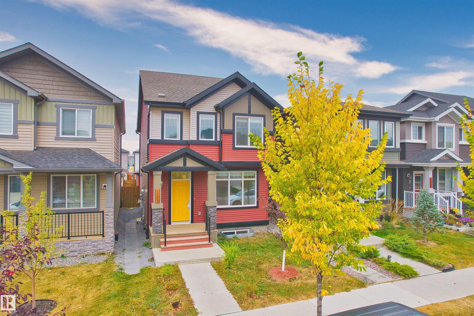 Property Photo:  1176 Christie Vista SW  AB T6W 4S5