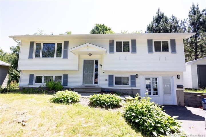 Photo de la propriété: 84 Pugsley Street NB E3B 6J4