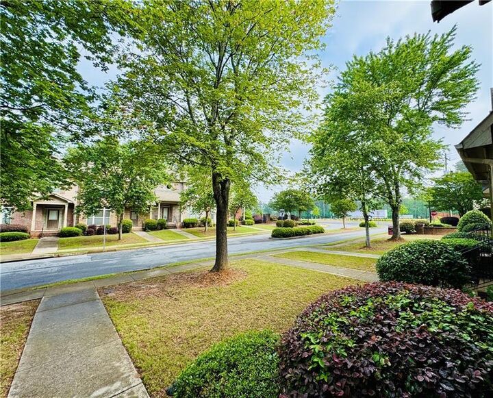Property Photo:  6156 Thorncrest Drive  GA 30084 