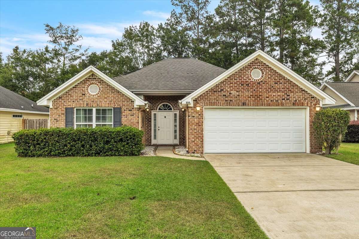 Property Photo:  223 Pebblestone Drive  GA 31302 