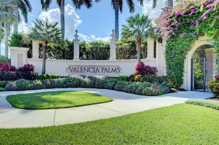 Property Photo:  6828 Belmont Shore Dr  FL 33446 