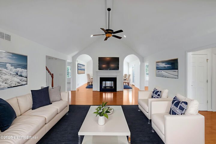 Property Photo:  1705 Anchorage Ct  KY 40059 