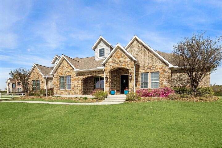 Property Photo: 32319 Tall Oaks Way TX 77354