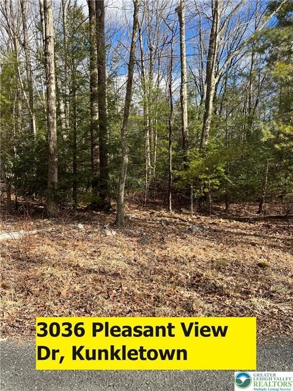 Property Photo: 3036 Pleasant View Drive C-28 PA 18058