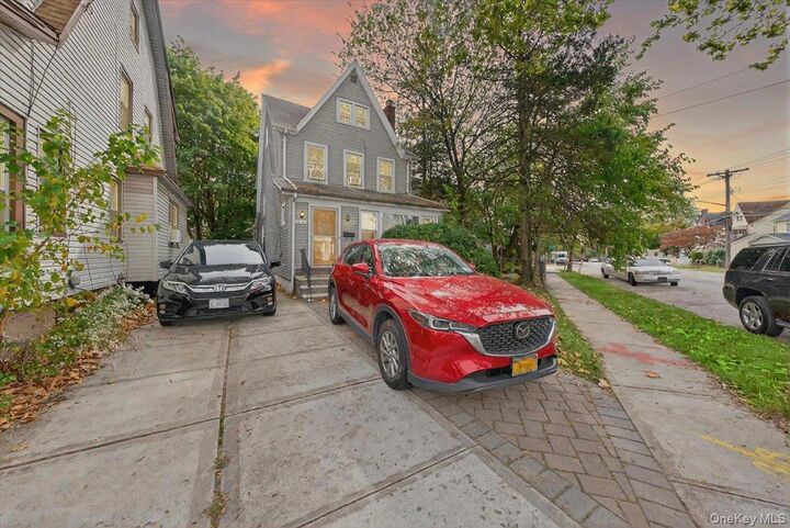 Property Photo:  11221 212th Street  NY 11429 