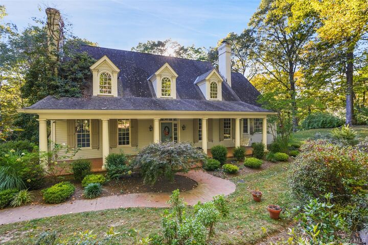 Property Photo:  24 Twin Fawn Lane  NY 10576 