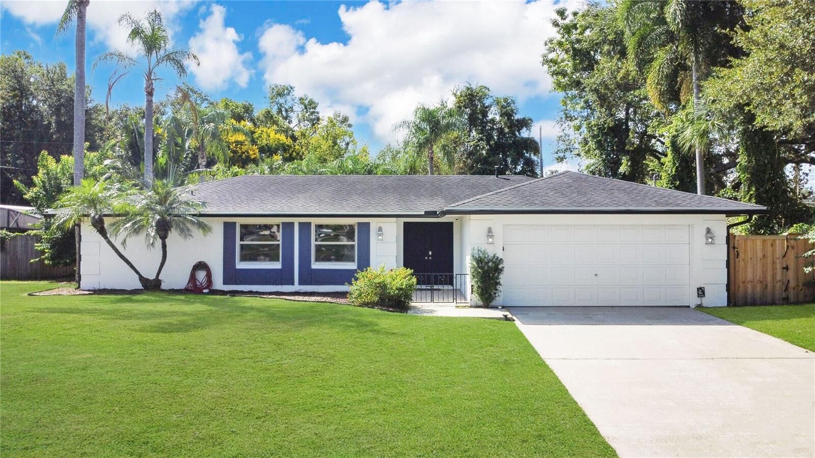 Property Photo:  316 Harbour Island Road  FL 32809 