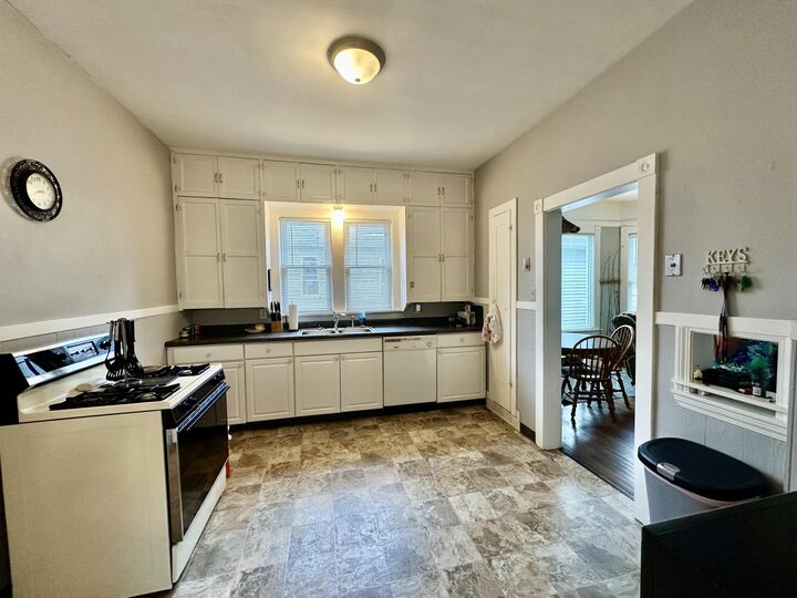 Property Photo:  913 69th St  WI 53143 