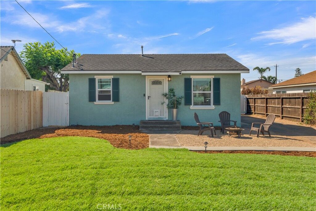 Property Photo:  848 Mentone Ave  CA 93433 